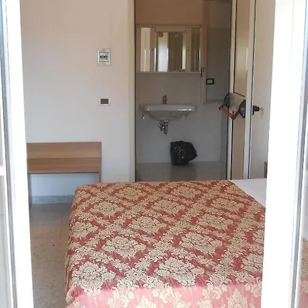 Harmony Hotel 3*